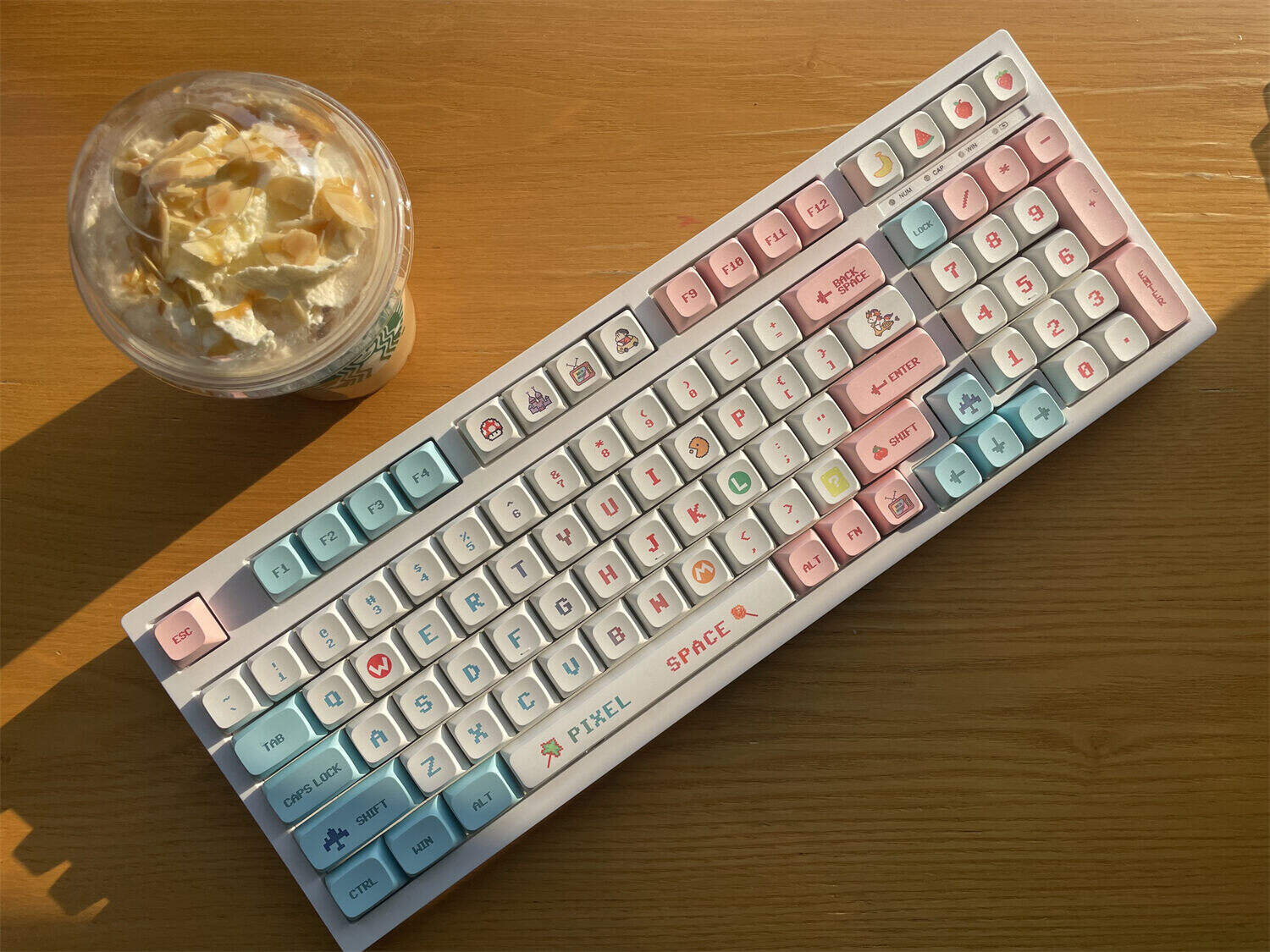 104+20 New Pixels PBT Dye-subbed XDA Keycap Set for Mechanical Keyboard GH60 GK61 64 68 84 87 104 108
